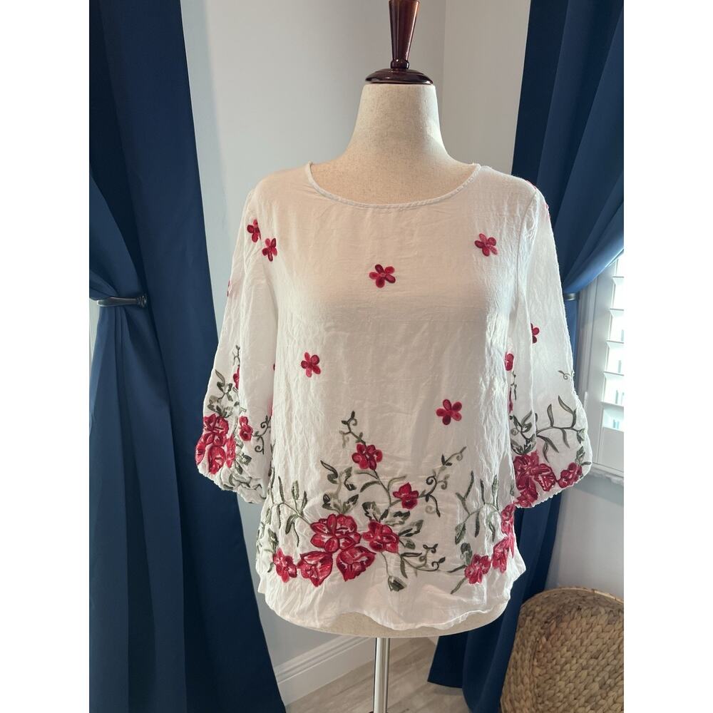 KINDRED Blouse Women's‎ Size PL White w/ Red Embroidered Flowers Boho